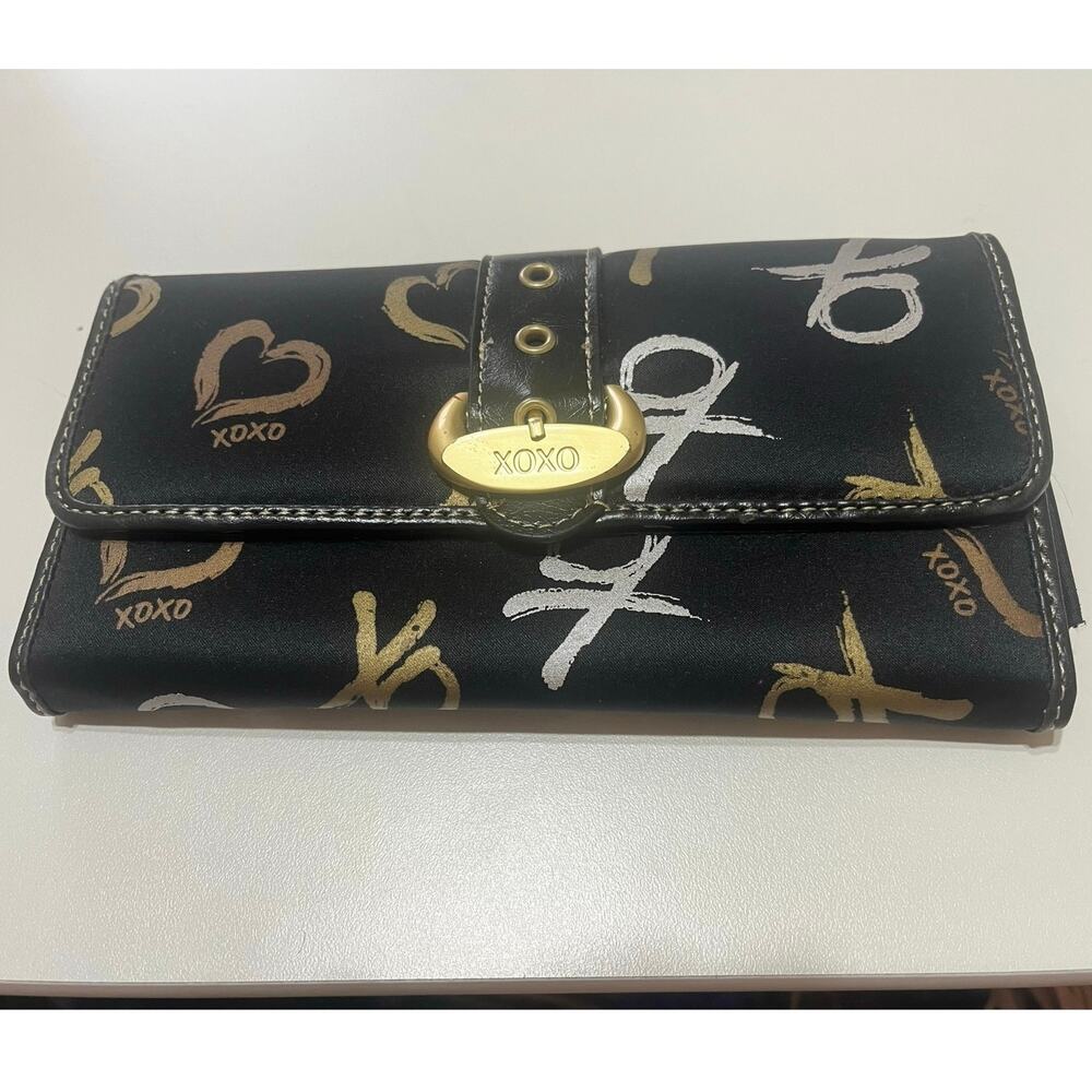 XOXO Y2K Black Satin Heart Wallet - 2000s Bimbocore McBling Accessory